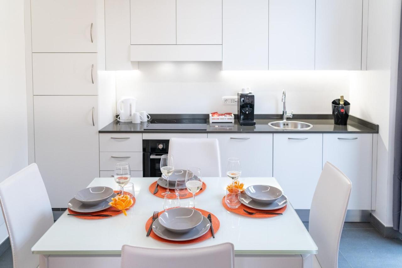 Colours Apartments & Rooms Sanremo Luaran gambar