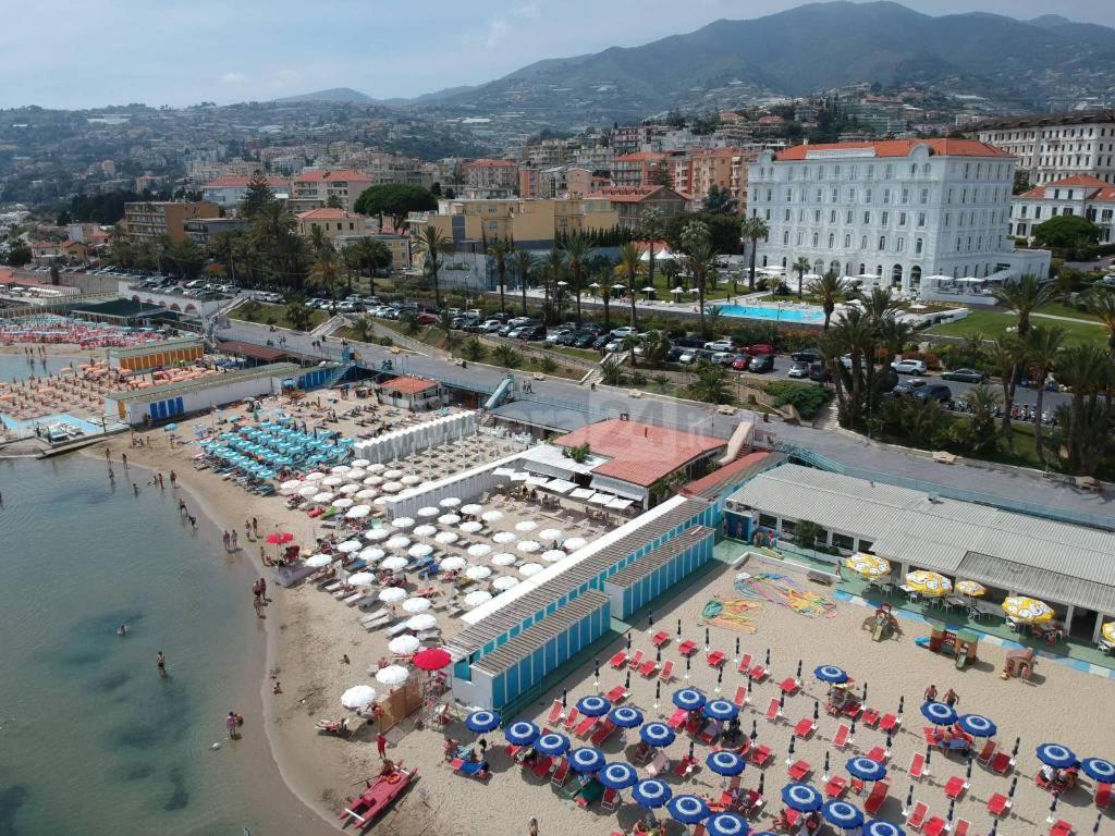 Colours Apartments & Rooms Sanremo Luaran gambar