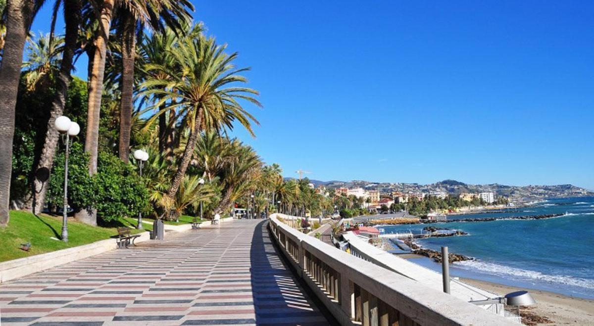 Colours Apartments & Rooms Sanremo Luaran gambar